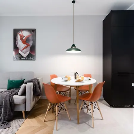 Rent Like - Mennica Apartment